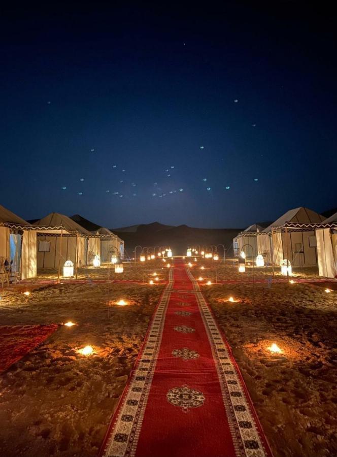מרזאוגה Sahara Luxury Tented Camp מראה חיצוני תמונה