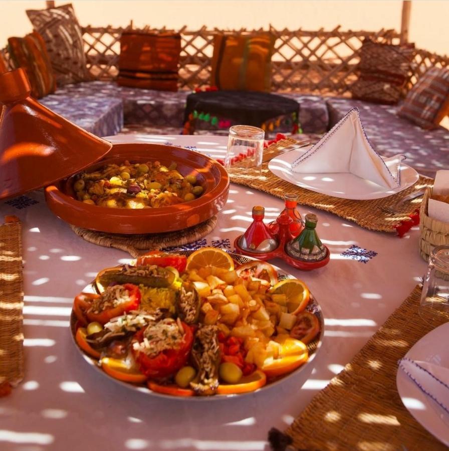מרזאוגה Sahara Luxury Tented Camp מראה חיצוני תמונה