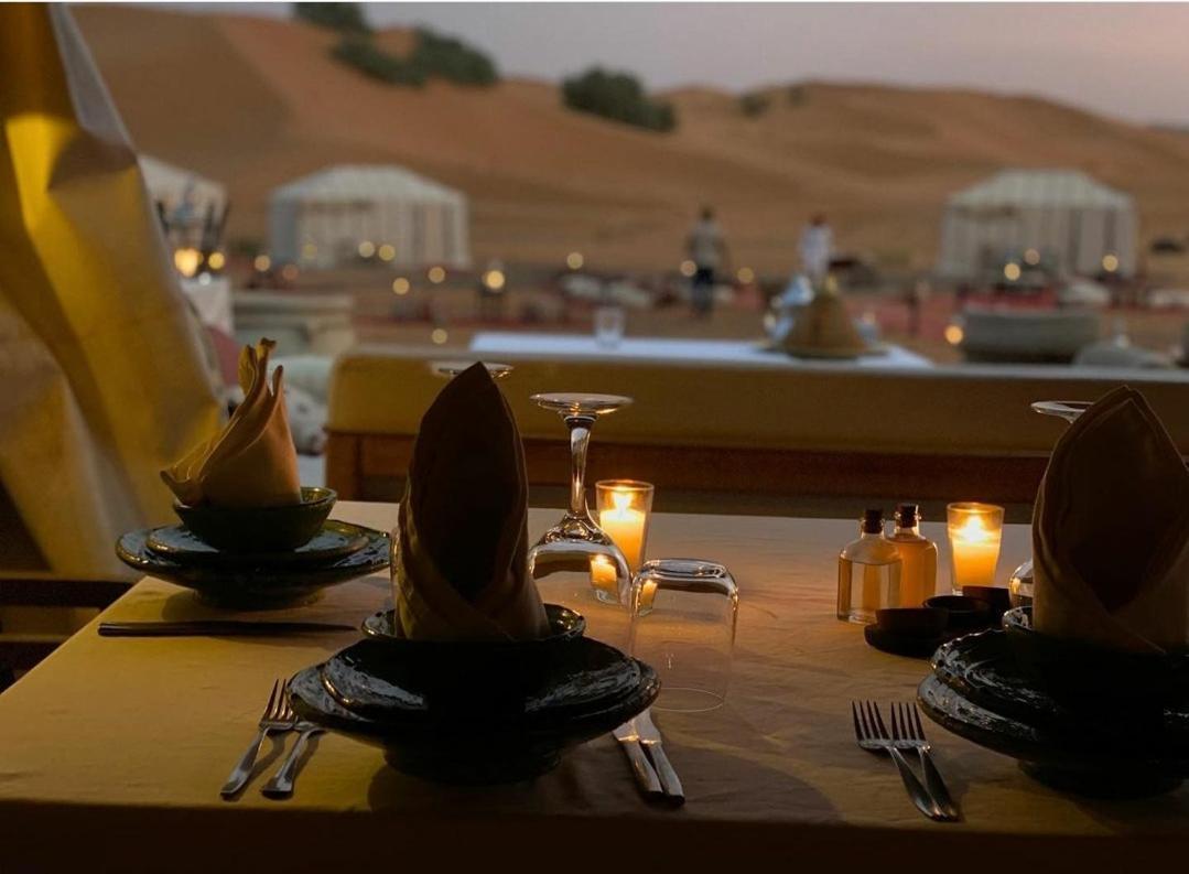 מרזאוגה Sahara Luxury Tented Camp מראה חיצוני תמונה