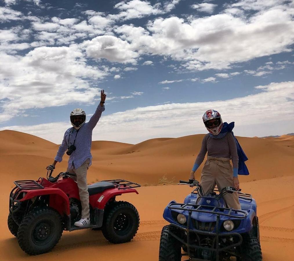 מרזאוגה Sahara Luxury Tented Camp מראה חיצוני תמונה